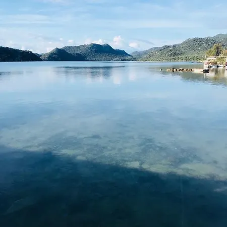 Kekova Fish House Bed and breakfast *