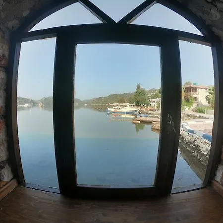 Kekova Fish House Bed and breakfast